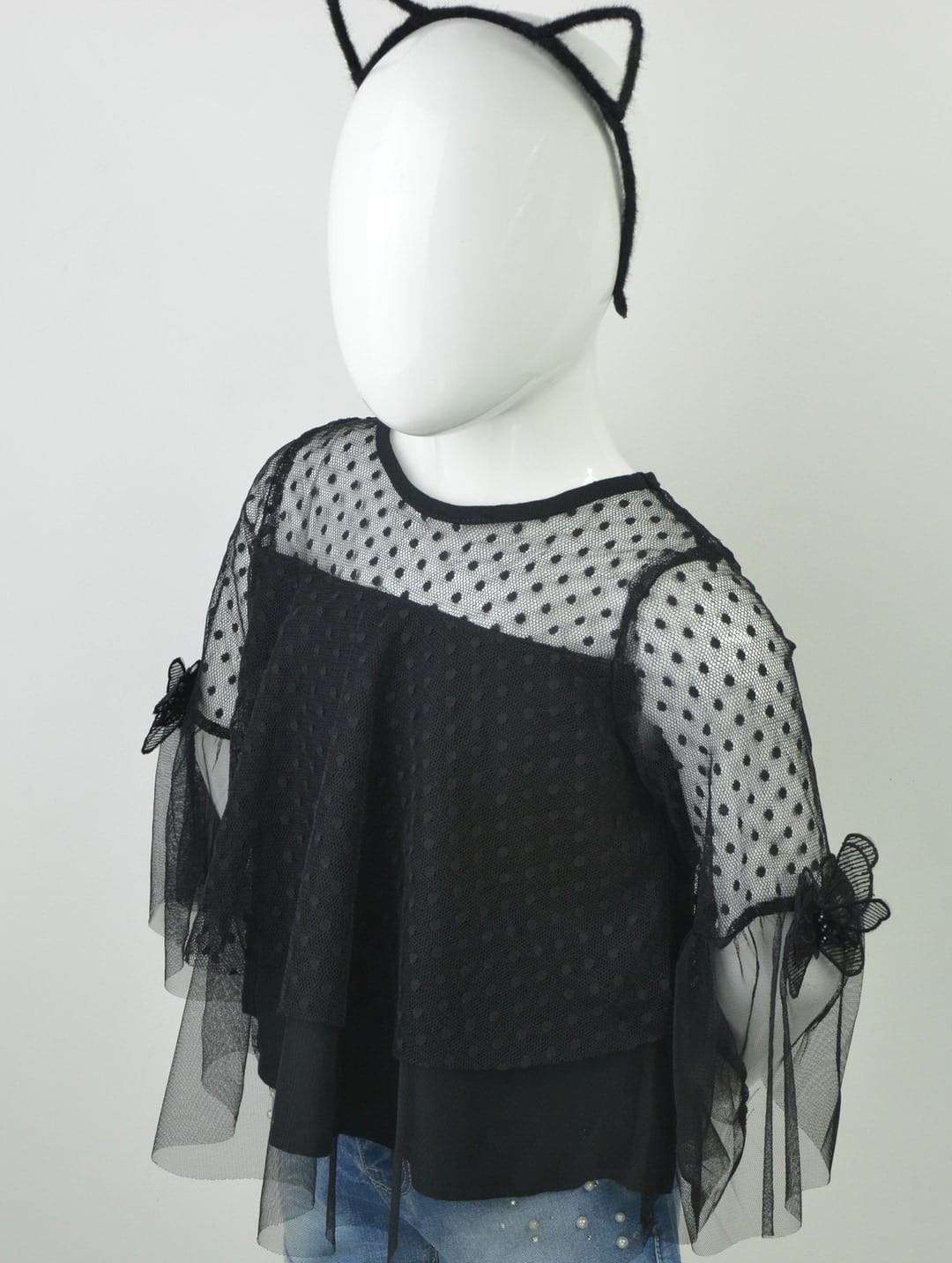 CZARNA BLUZKA Z OZDOBNYMI RĘKAWAMI 