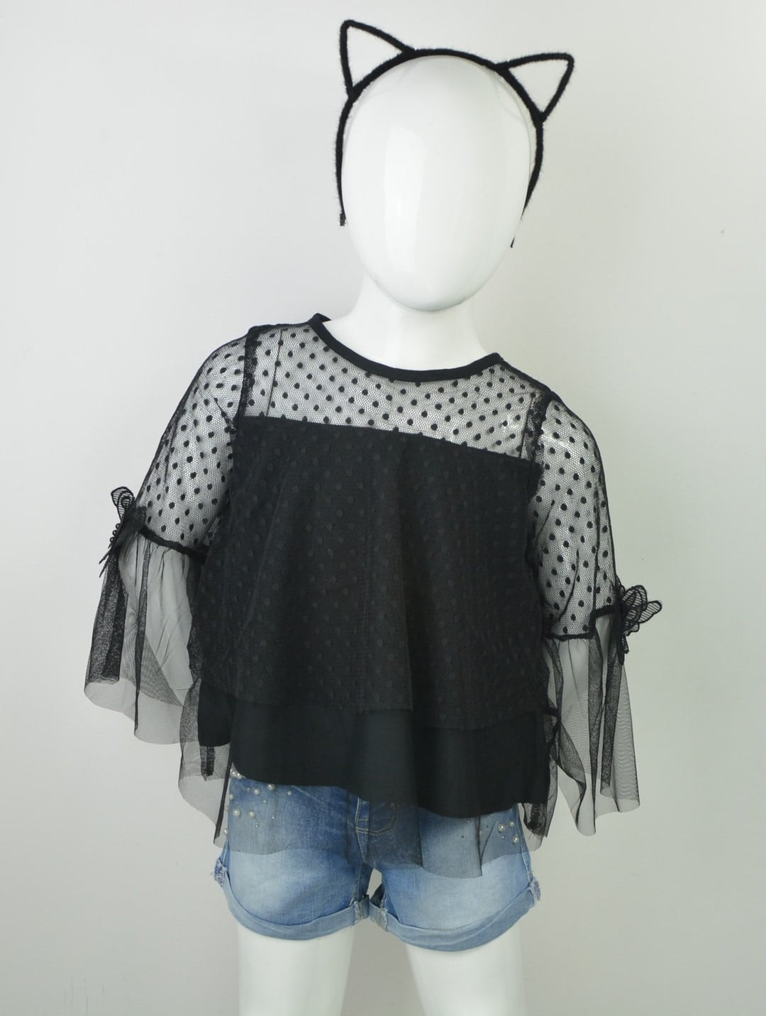 CZARNA BLUZKA Z OZDOBNYMI RĘKAWAMI 