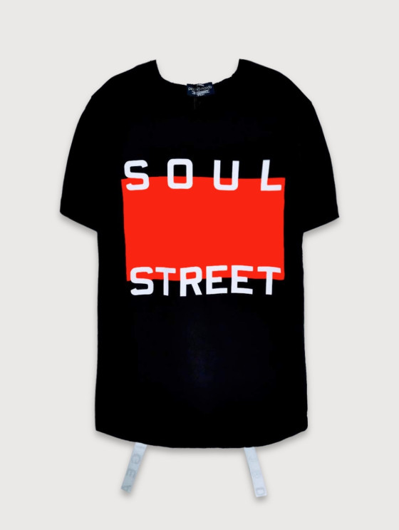  T-SHIRT DLA CHŁOPCA Z OZDOBNYMI PASAMI Z TYŁU